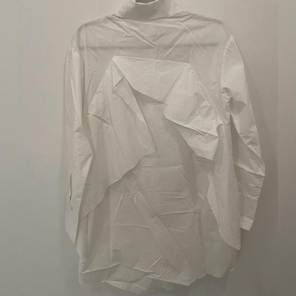 BALOSSA White Women's Button Down Shirt - Picture 2 of 3